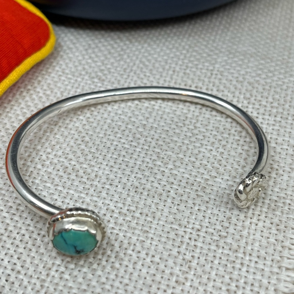 Vintage 1980s-90s Handmade Sterling Silver & Genuine Turquoise Cuff Bracelet 5" - Picture 3 of 17